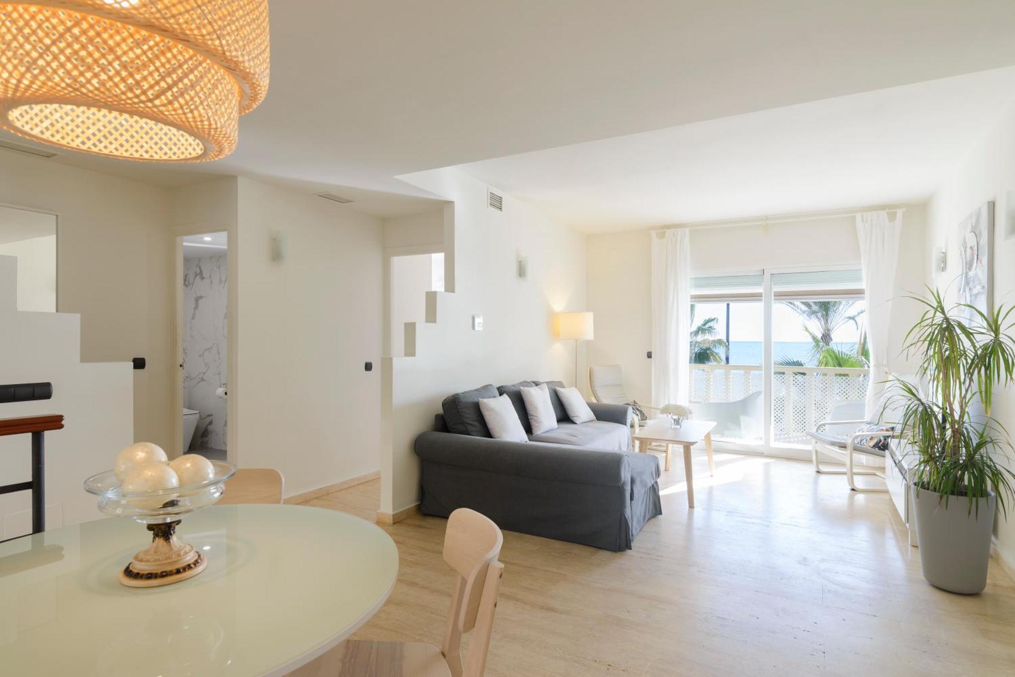 Lujosa vivienda en primera línea de playa Fuengirola Exterior foto